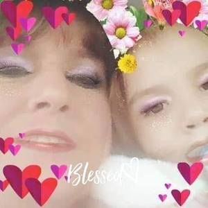 Meet your Posher, Vicky